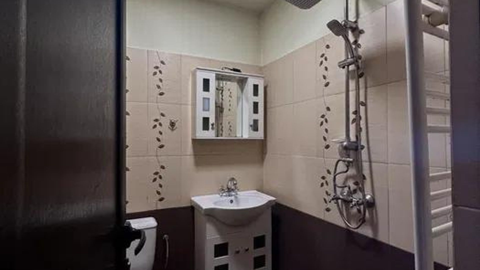 image_1746707764804_12121101521155264.jpeg