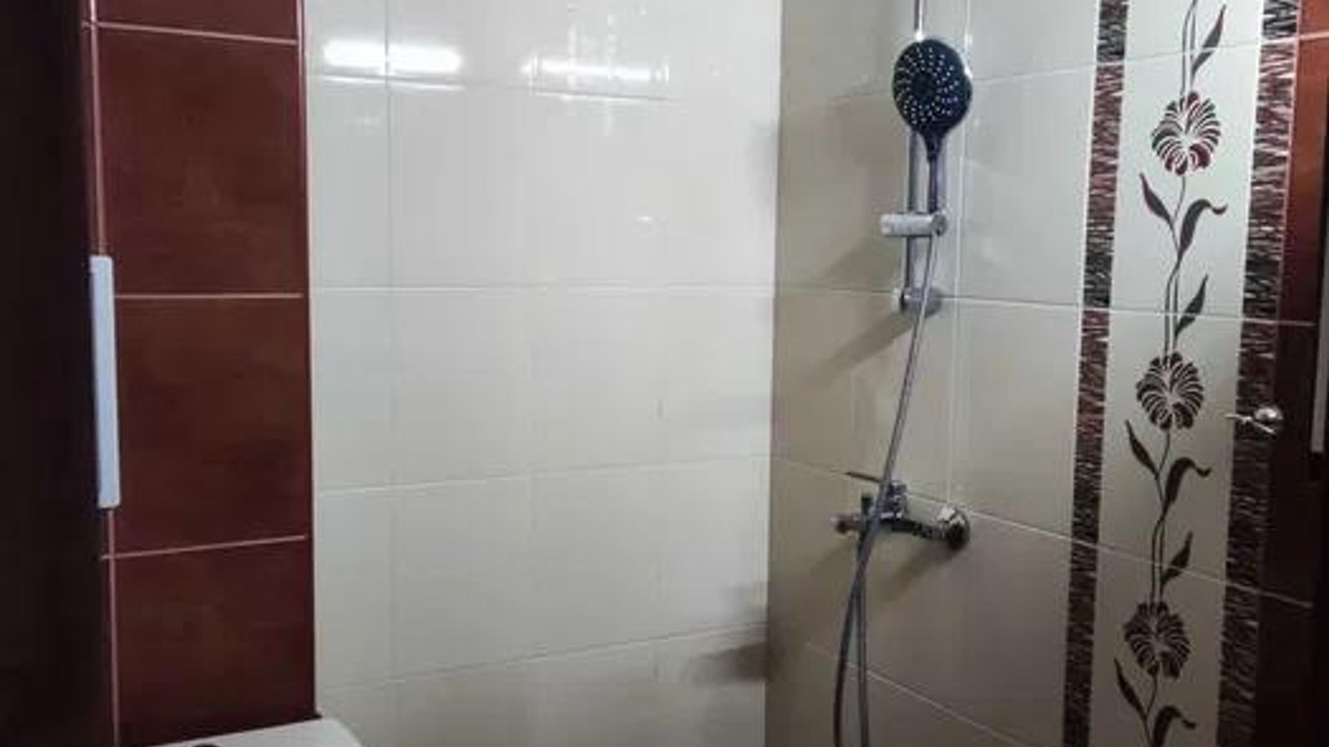image_1744899965218_6558656196757391.jpeg