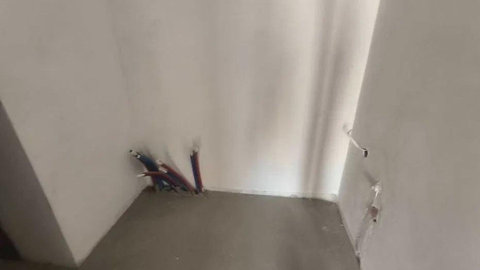 image_1746431343153_13180601805535241.jpeg