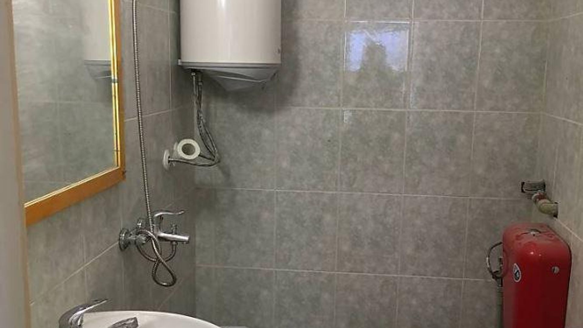 image_1745924788505_8269513233735584.jpeg