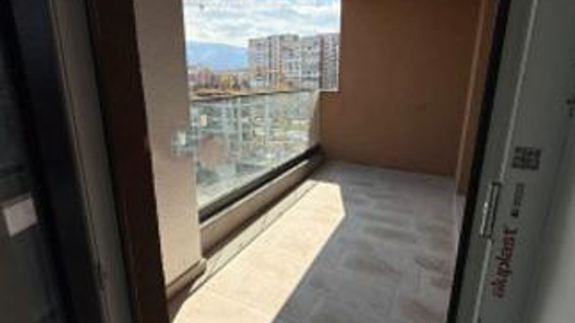 image_1744367658076_7255625328437123.jpeg